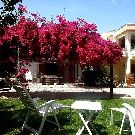 מונדלו La Depandance Di Villa Rosa Locazioni Brevi מראה חיצוני תמונה